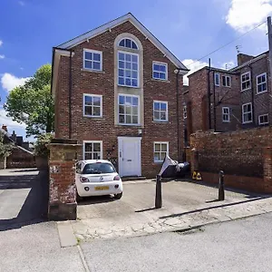  Apartment Loveyork Priory - With Parking